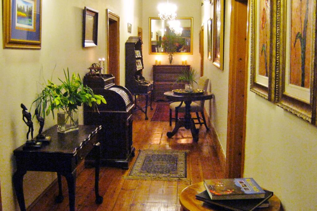 Ladismith Manor Hotell Exteriör bild