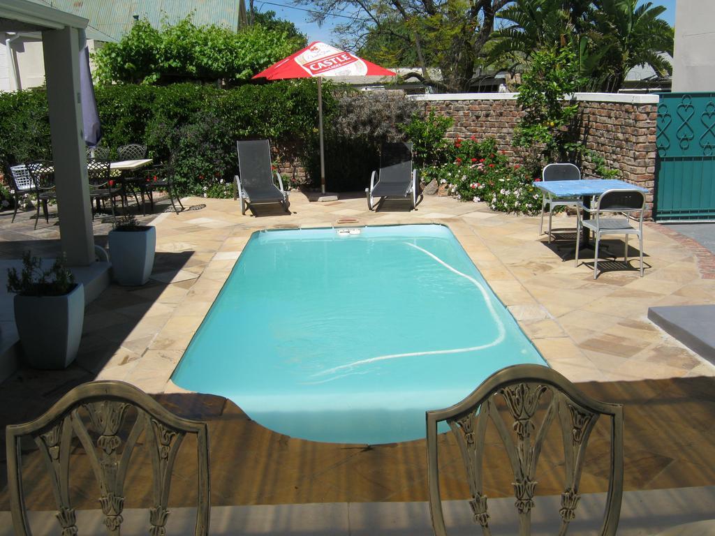 Ladismith Manor Hotell Exteriör bild